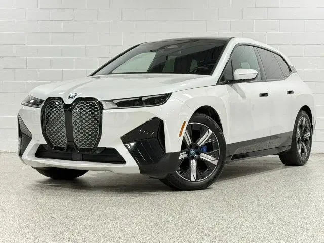 2023 BMW iX